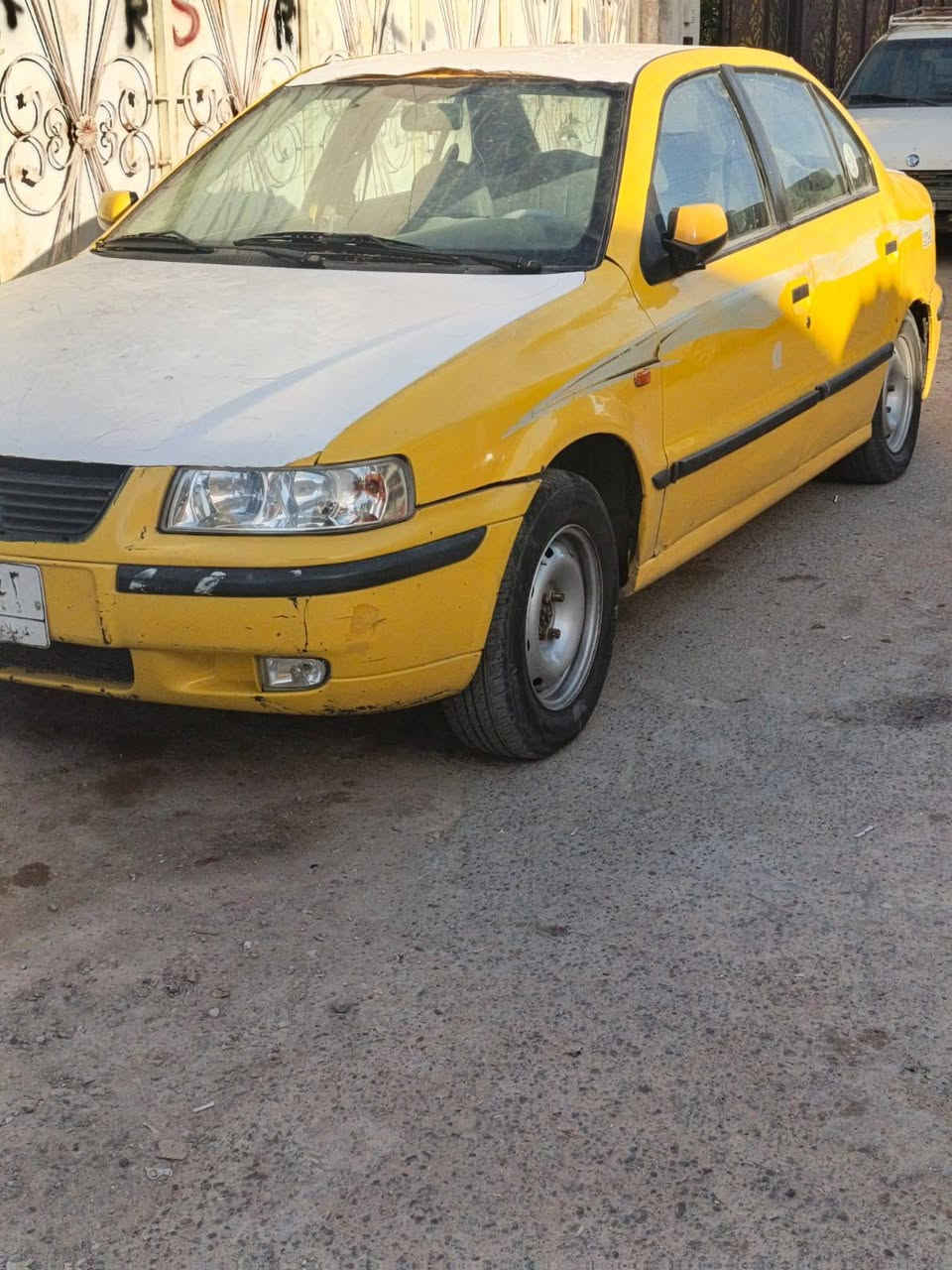 سمند موديل 2009 غرامات ماعليها عليها هئيه فقط 650 رقمها كربلاء واصاحبها بكربلاء يحول شوكت متريد مكينه كير نضيفات تبريد نقص كمبريسر السعر 17مكاني بغداد الشعب 
***********
