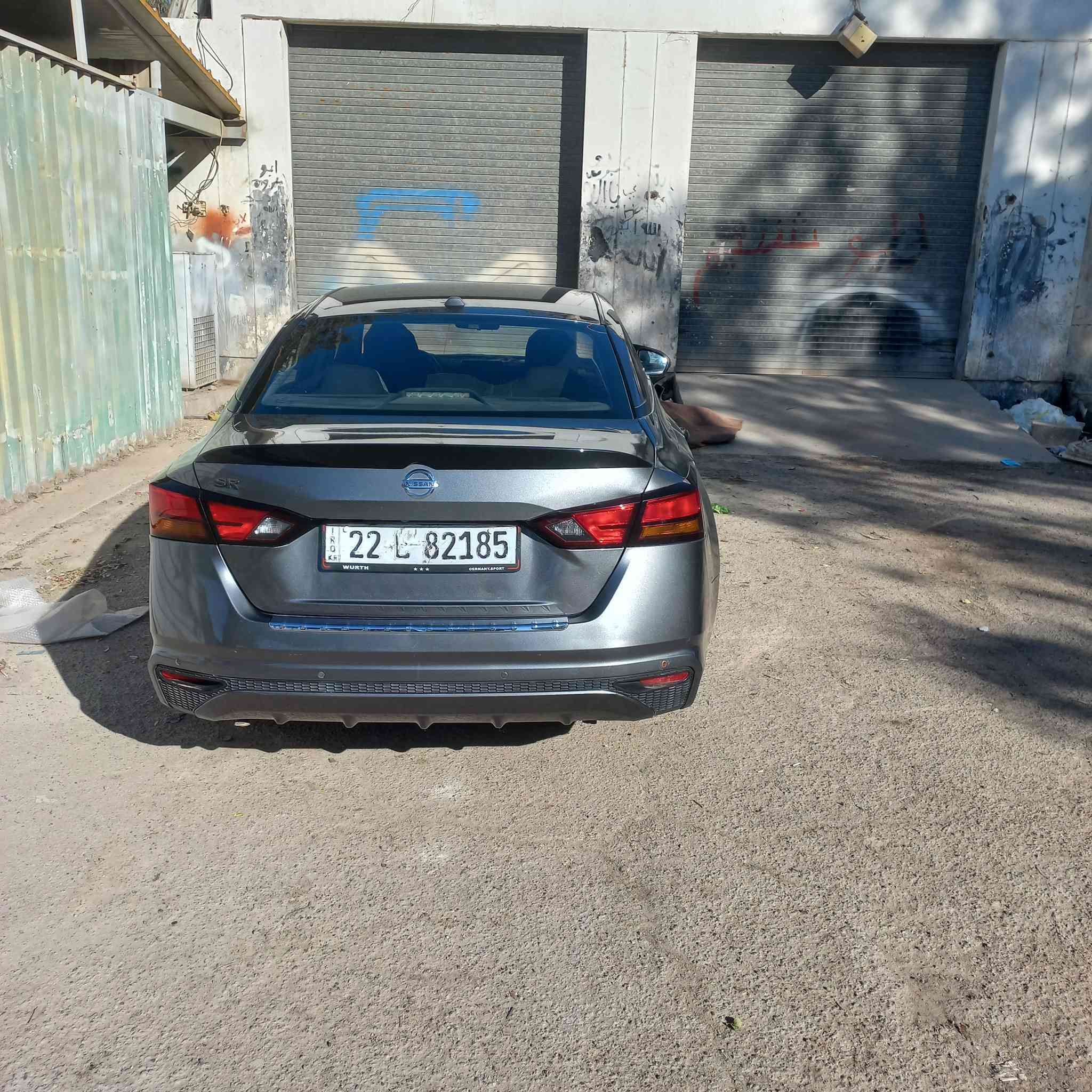 نيسان التيما موديل٢٢ للبيع حادثها ربع بنيد وجاملغ خلفي صبغ امريكا   السعر.. ١٤٥ وبيها مجال هاتف *********** مكاني الانبار .
