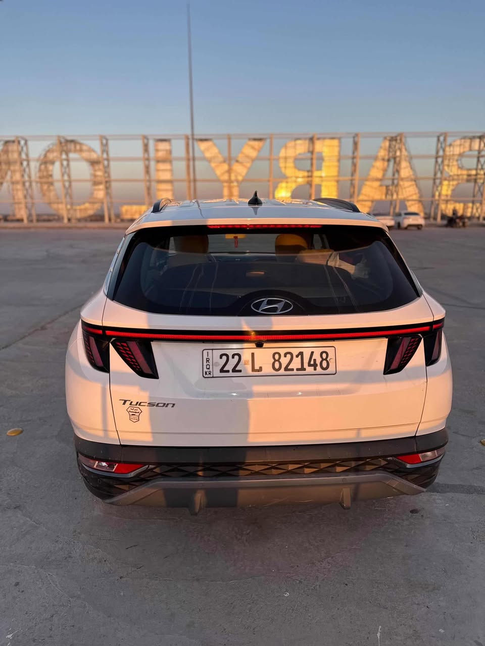 السلام عليكم
هونداي توسان للبيع 

موديل 2024 

لون ابيضّ 

مكفوله كفاله عامه من الشخط والتبديل والصبغ 

كير محرك شرط مامفتوح عدا أربع أصابع بارد في الجنطه 

السياره حلوه ونضيفه جدا 

ماشيه 34 الف كم

فول موصفات عدا البنراما 

اشاير مري 

مري شفط 

كشنات جلد

خزن ميموري 

كشنات كهرباء 

اوتو هولد 

هاند بريك كهربائي 

مانع انزلاق

نقاط عمياء 

تحديد مسار 

توقف ذاتي 

قياده ذاتيه 

وبعد خير من الله موصفاتها 

السياره حلوه والجديده وبالواقع احلى بعد

السعر : 🔥 

للاستفسار 

***********
