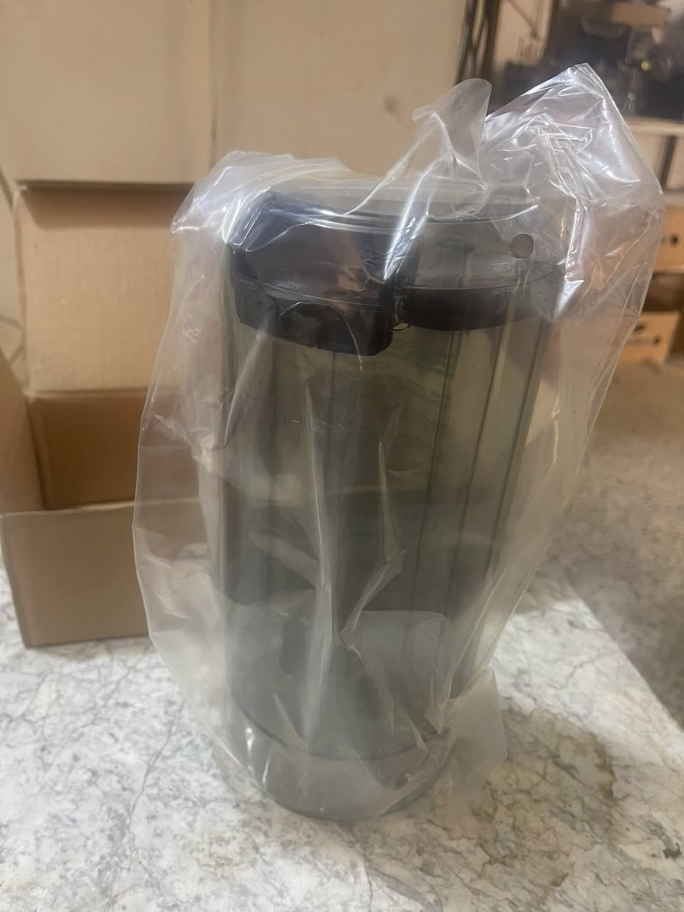 يتوفر خزان ماء لمكينه القهوة الدديكا  جديد لوك ***********
