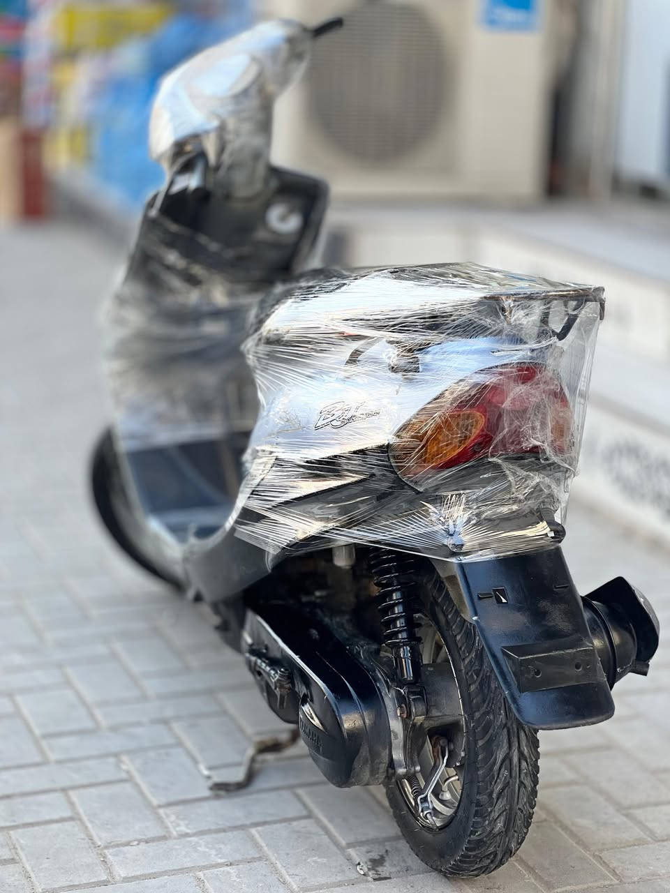 سلام عليكم دراجة تسع زروف  للبيع نضيفه كلش كفاله عامه كلشي بيها شغال سلف هندر لايتات اشاير هوران شغالات السعر... 390
مكان بصره الرقم ***********
