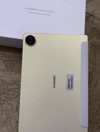 ايباد هواوي Matebad pro.للبيع ذاكرة 512 البطارية 100 غراضة كاملة قلم و...