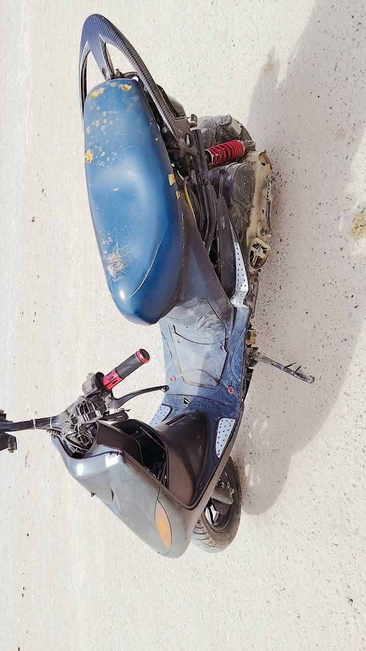 سلام عليكم عندي دراجه ماكس عدله بوشه 55بيها تزويد صالنصه رياضي بيها بوربرن بل محرك بس شغاله وتمشي لا تبخير ولا تنقص شراي يتصل ***********
