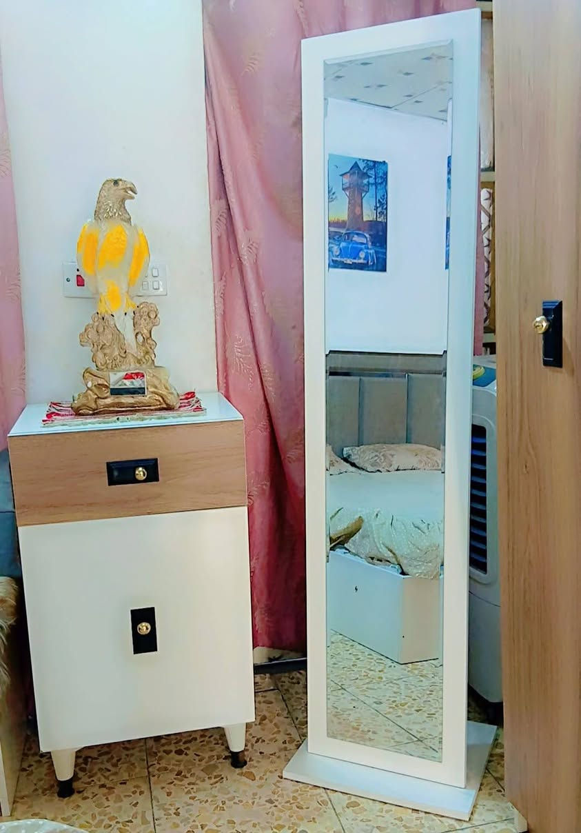 مكان الشعب 10 قطع سعرها 750 وبيها مجال جديده الغرفه


**إذا كنت صاحب هذا الإعلان وتريد حذفه لأي سبب، رجاءا أرسل رسالة إلى الدعم الفني**