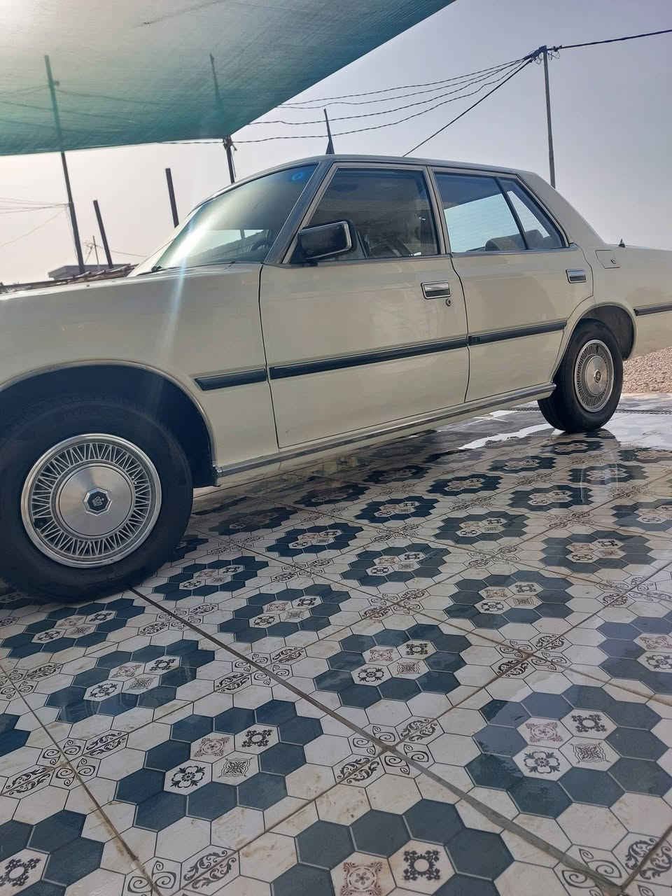 السلام عليكم للبيع سوبر ٨٢رقم بغداد دولي مجدده لغاية ٢٠٢٨ كفاله عامه من الصبغ والبارد والتبديل والخياس ماشيه ١٧٤الف كم السياره وضع الشركه مابيه اي نقص السعر ٨٠ورقه العنوان بابل الاتصال ***********
