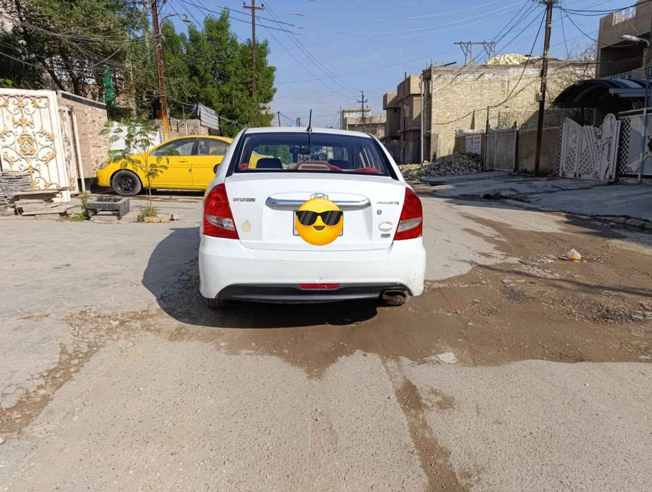 اكسنت 2011 خليجي مكينة1600 كير ومكينة وتبريد صدر جاهزة السيارة رقم ديالى مشروع وطني بيهة صبغ ربع البنيد وشوية باب السايق دواخل بالكارتون  عارضة 87 وبيهة مجال مكاني بغداد المشتل ***********
