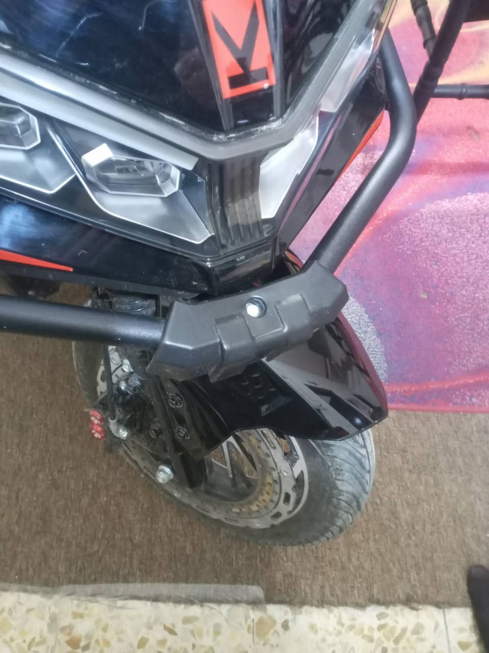 دراجة شحن جديد 6 بطاريات نوع الحديث موديل 2026 صار اسبوع من مشدود 
السعر مليون و 100 الف وبيه مجال بسيط الاتصال ع الرقم ***********
