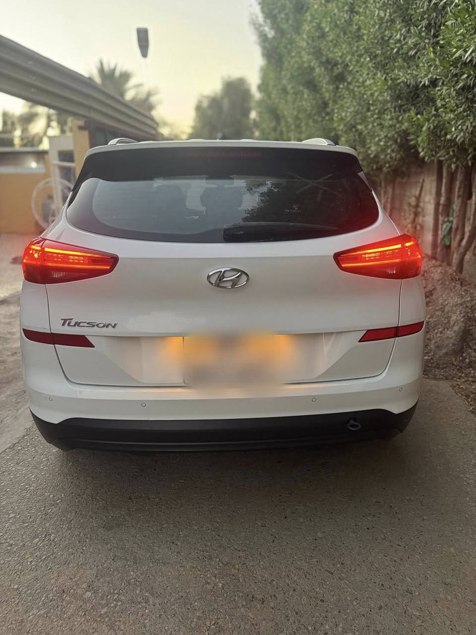 سلام عليكم.
توسان 19 

سياره كفالة عامه من صبغ وتبديل ✅

سياره بصمه ✅
فول تحكمات سترين ✅
كرسي كهرباء ✅
اوتو جام✅
مثبت سرعه ✅ 
ماشيه 96الف سياره فول احلى من صور مكان سياره واسط 
***********
