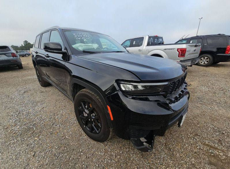 سلام عليكم جيب موديل
2024 فول مواصفات 
رقم بغداد دولي تحويل مباشر
عدا البانوراما كلين بدون
تبديل ما مفتوح بيها ولا
قطعه كفاله عامه من 
الصبغ 7 راكب لون مميز
زيتوني طوخ السياره 
جديده احلى من الصور 
السعر 350 وبيها مجال
حك الجيه مكاني بغداد 
اليوسفيه الرقم 
*********** بي واتساب
***********
