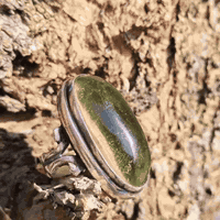 در نفطي لون مميز جدا حجم الحجره ٤ س يعني خشن تواصل خاص او 0770 9826039