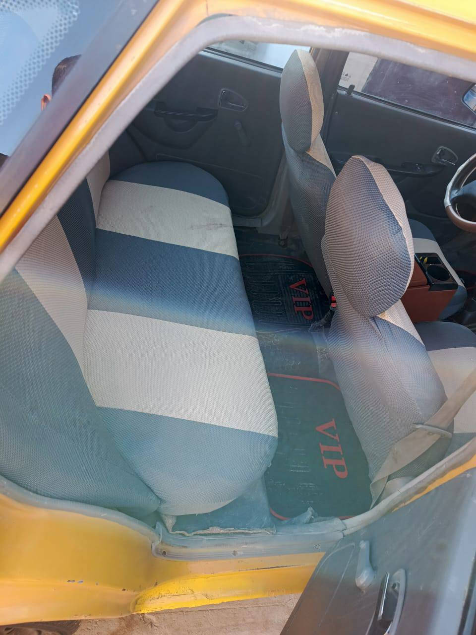 السلام عليكم سايبا2011 كير ومحرك وحداديه  تخم تايرات نضيف مال جناي سياره جاهزه كبل للشارع 
رقم بغداد انكليزي باقي ع الاستلام بالسنويه انكليزي
(السعر22قفل) هيئه وغرامات مصفرهه قبل يومين 
الاتصال*********** 
مبدلات جاملغات اماميات بدون ضربه شواصي نضيفه
مامتوفر بلخاص👆 مكاني بغداد الزعفرانيه
