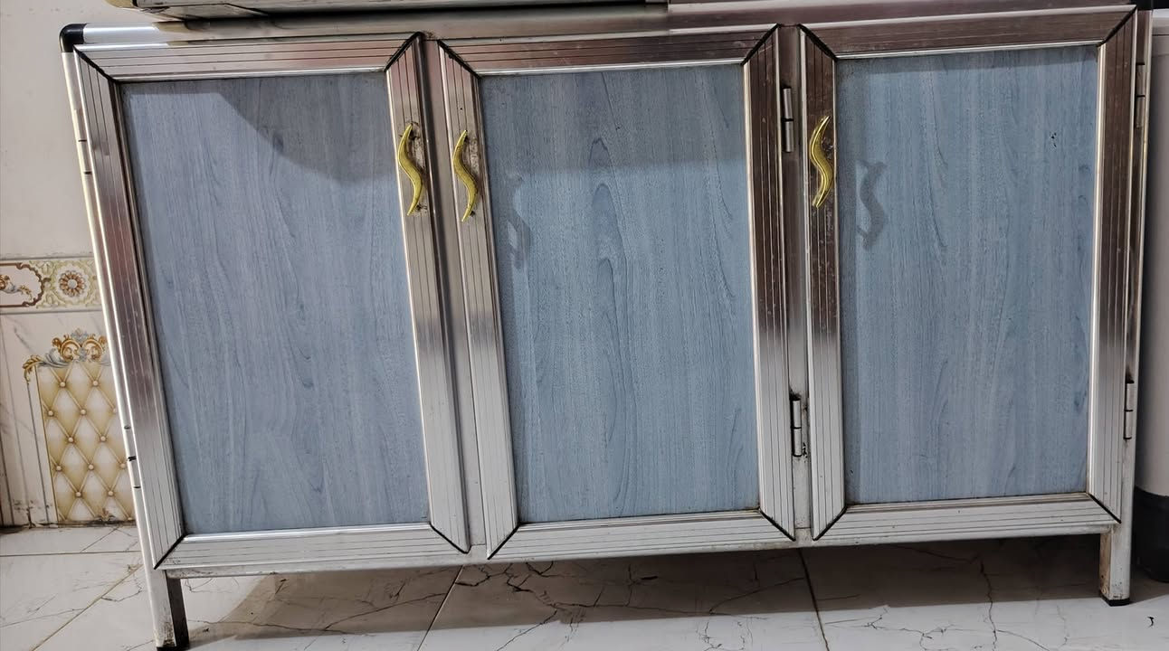 سلام عليكم غراض ال بيع ستخدام شهر واحد
السعر خاص 
ال سفسار ***********
