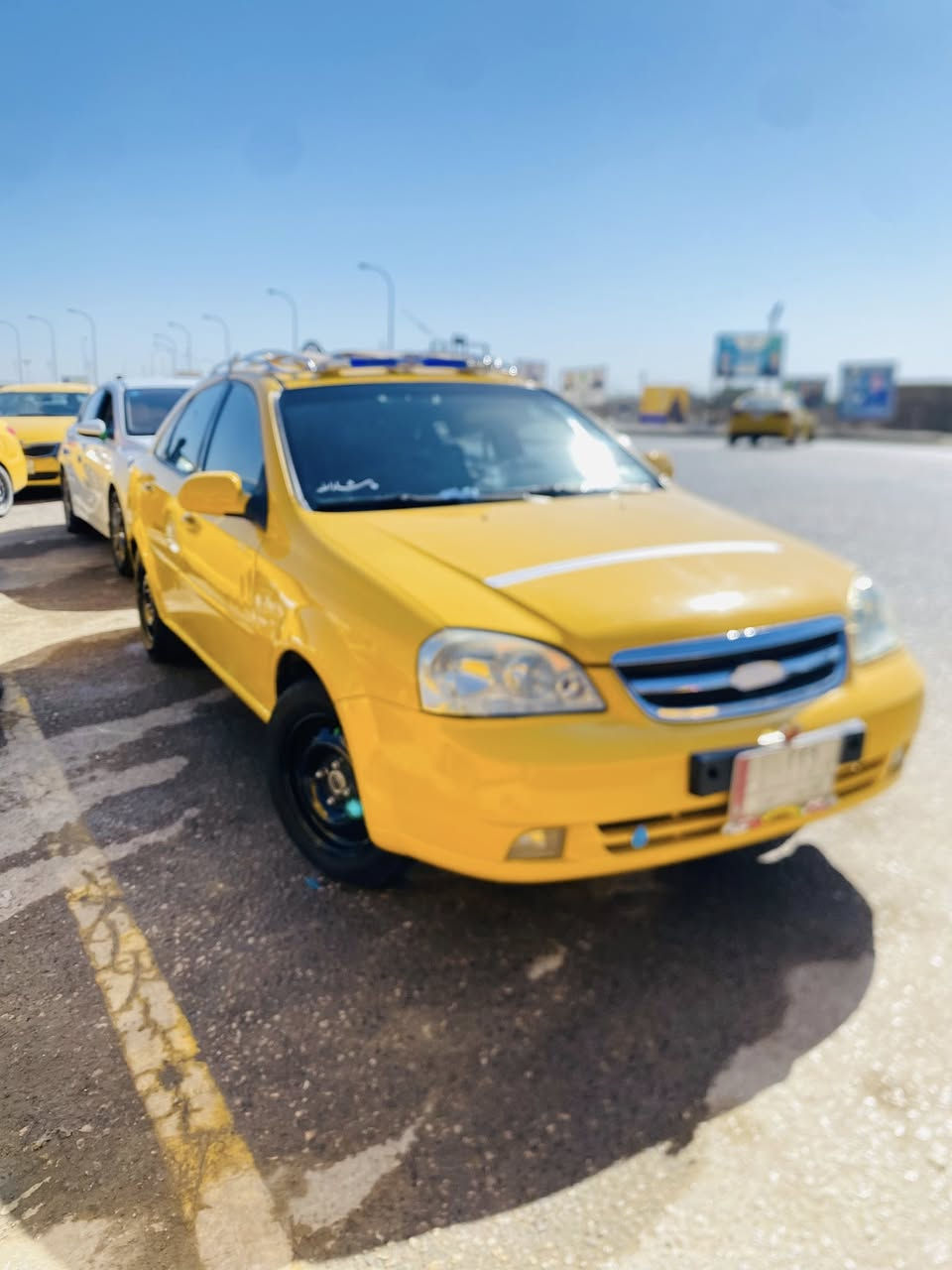 سلام عليكم مكاني سماوه  اوبترا مديل 2008 للبيع لسياره كير عادي سياره بيها جاملغ امامي جهت سايق ماعابر  صبغه حلوه
تبريد شغال ماناقصه شي حداديه 75%مكينه  لوك
كير شرط 
تخم تاير ابو لخطه جديد قبل شهرين شاده 
شاشه ويطار  حديث  
باتري جديد
دوشمه نحله وتنته مغلفه  
داخلها نضيف 
لسعر 55وبيها مجال 
رقمي ***********
