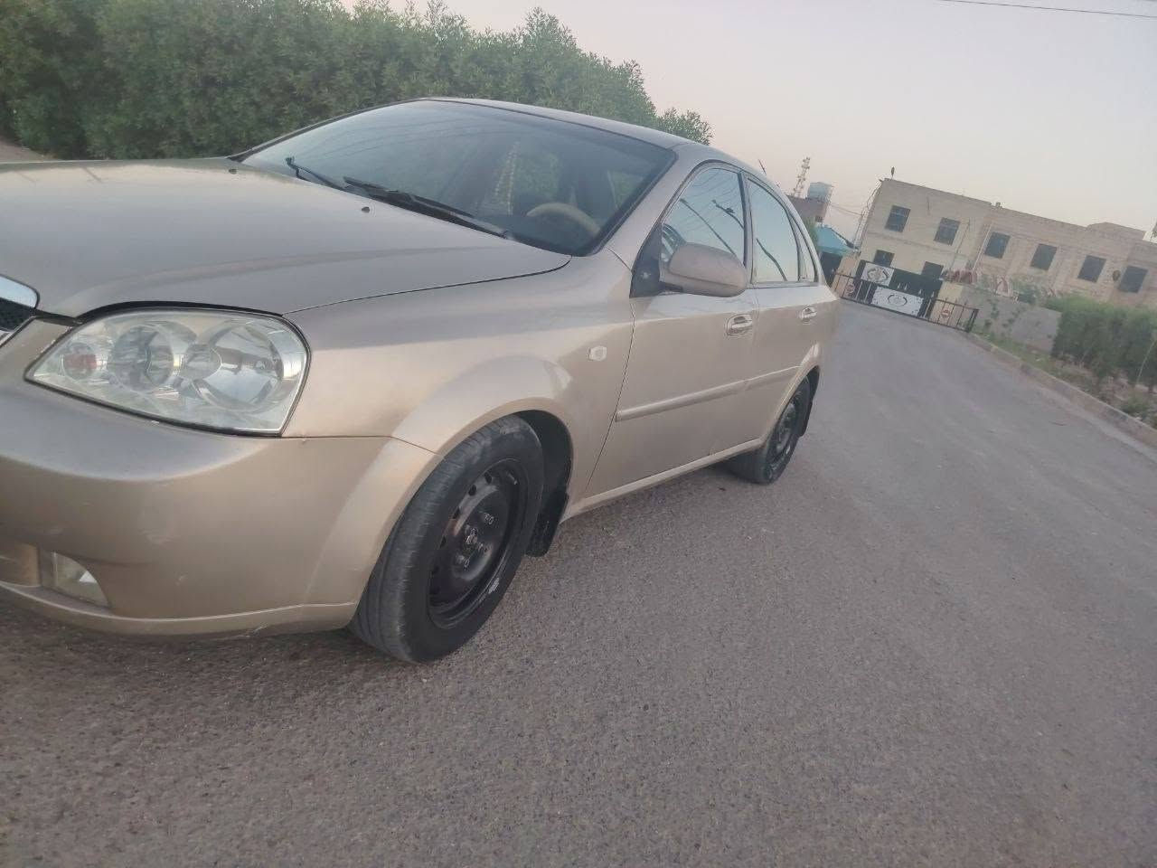 سلام عليكم فورنزه مديل 2007 سيار حلو و نضيفه وخير من الله  مصبوغه الجماليه  تحويل موباشر مكينه وكير نضيفات سياره نصبتهه حلوه ***********
سعرها 42 وبيهه مجال
