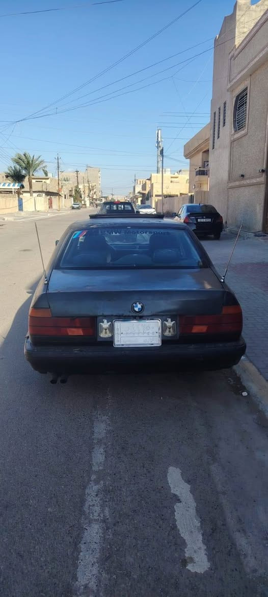 بي ام ٧٣٥ رقم نينوئ خصوصي  ألماني 
مكفولة كير ومكينة وحدادية وكهربائيات   مكانها تكريت كير اوتماتيك سعر ٤٠وبيه مجال رقم تلفون ***********
