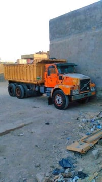 للبيع فالفو مكينة N10 وكير 4×4 تخم  باقي التفاصيل على الرقم‏‏ ‪0772137...