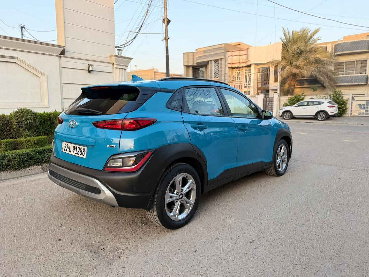 كونا 2022 لون بحري مميز
وارد امريكي السياره فول ماشيه 41 
رادار امامي وخلفي 
تدفئه تبريد كشنات 
فتحه 
تحكم ستيرن 
اطفاء ذاتي 
بصمه 
تشغيل عن بعد 
كامره خلفيه 
ابل كار بلي لاسلكي بدون 
شحن لاسلكي 
فور ويل 
شاشه جبيره
حادثها بنيد وجاملغ 
والسونار موجود بيها 
السياره مدوشمه وتخبل 
السعر 135$ وبيها مجال 
مكاني بغداد السيديه 
*********** 
وبي واتساب
