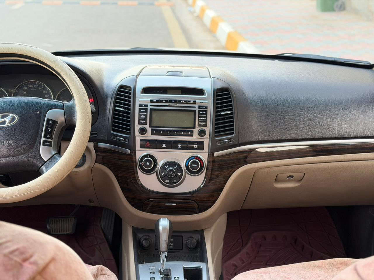 هونداي سنتافيا
ابيض

محرك6سلندر3500

7راكب

3قطع تبريد

فتحة سقف

كشنات مخمل

تحكم ستيرن جهتين

حساسات خلفية

سويج عدد2

مري شفط

مري كهرباء

عداد المسافة200الف

دفع رباعي

رقم بغداد بأسمي

يدات نيكل بلادي

بيهه بارد خلف باب السائق وبارد بسيط بالصندوق

مكان السيارة الانبار الفلوجة

***********

***********

السعر15500$
