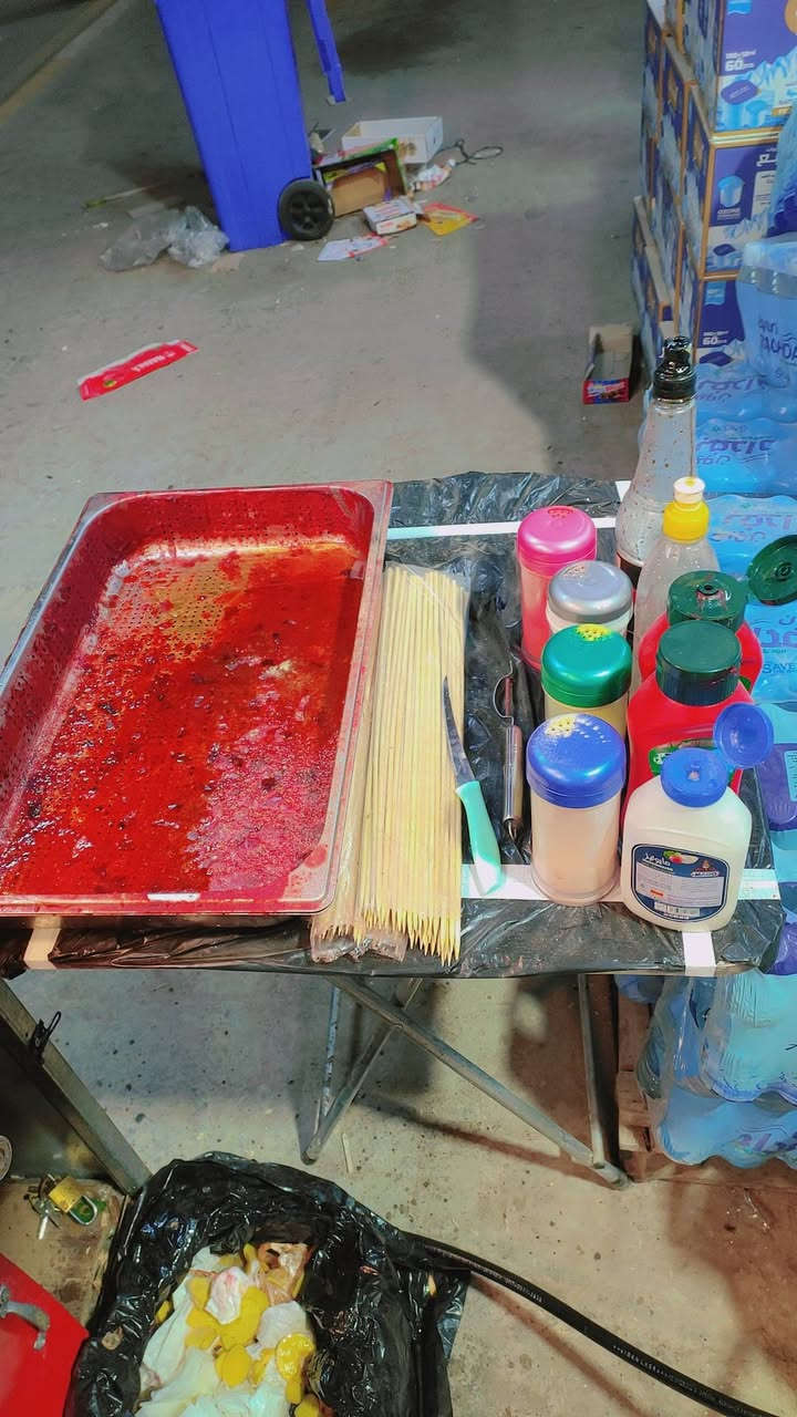 السلام عليكم عربانة بتيتة حلزونية + ذرة كاملة ثنين عين طباخ + جدر ذرة ضغط اصلي بلانكات مال بتيتة والجهاز مال بتيتة كهربائيات كاملة + كبنكات + جادر + اقفالة وزنجيل ،،،، مكاني بغداد الشعب ،،، ***********،،، السعر 225 الف بيها مجال بصيط الله شاهد جديدة استخدام قليل
