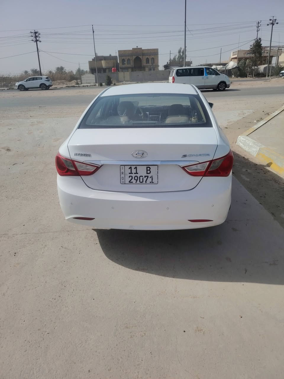 للبيع سوناته موديل 2012
وارد خليجي
مكفوله كفاله عامه
فقط بيه بجاملغ بارد
مكفوله من الصبغ والتبديل
والضربه
رقم بغداد نكليزي بسمي  هزه جديده سنويه نافذه لل٣٠
مواصفات الشركه العامه
تحكم استيرآ  شفتات استيرآ 
قطعتين تبريد  مري شفط
تخم تاير باتري جديد
مابيه اي ملاحضه
السياره ع ايدي
السعر 126 وبيه مجال قليل
مكاني الحله رقمي ***********
