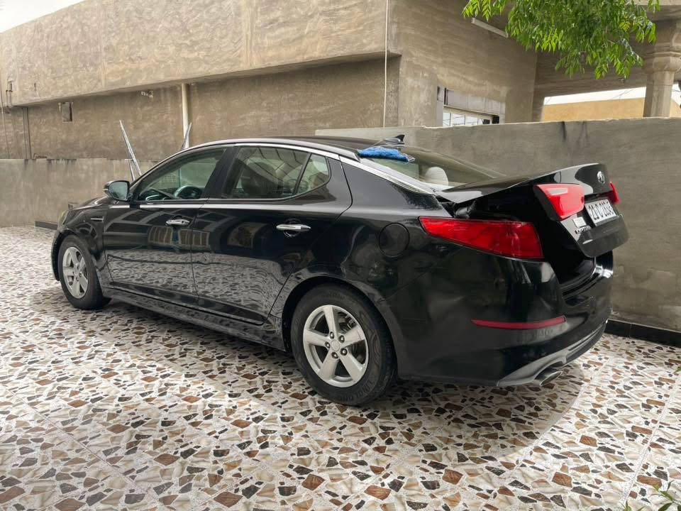 كيا اوبتما موديل 15  وارد امريكي
محرك شرط لادوانز ولا تنقيص ولا بخار جديد لوك كير  مكفول تخم تاير جديد صدر خلفي امامي جديد متسمع ولا طگه بي شرط تبريد تدفئه شغال تحكم استيرن شاشه  مثبت سرعه كامره كله تمام دواخلها كلها جديده رقم وسنويه جدد تحويل مباشر 
سعر 110وبيها مجال بيع او مراوس حسب الاتفاق  مكان السياره ديالى قرب تقاطع القدس للتواصل ***********
