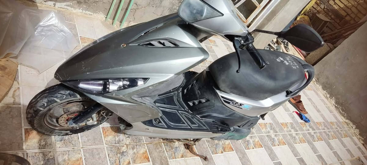 دراجه ماكس مضلع للبيع نضيفه ما مفتوحه.. مكينه مكفوله..
*********** لتواصل
