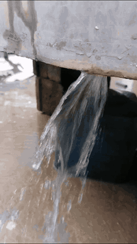 اسطه لحيم تانكي ماي ولحيم أبواب وكاف اعمل بواري وكاف صحيات داخل سليمانيه ***********
