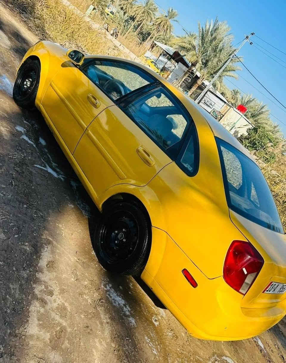 السلام عليكم البيع سياره وبتره.
سياره جديده وحلوه سنويه, 27 
محرك وكبر وحداديه جديدة سياره جاهزه 
مكلف بلنشر 
***********
