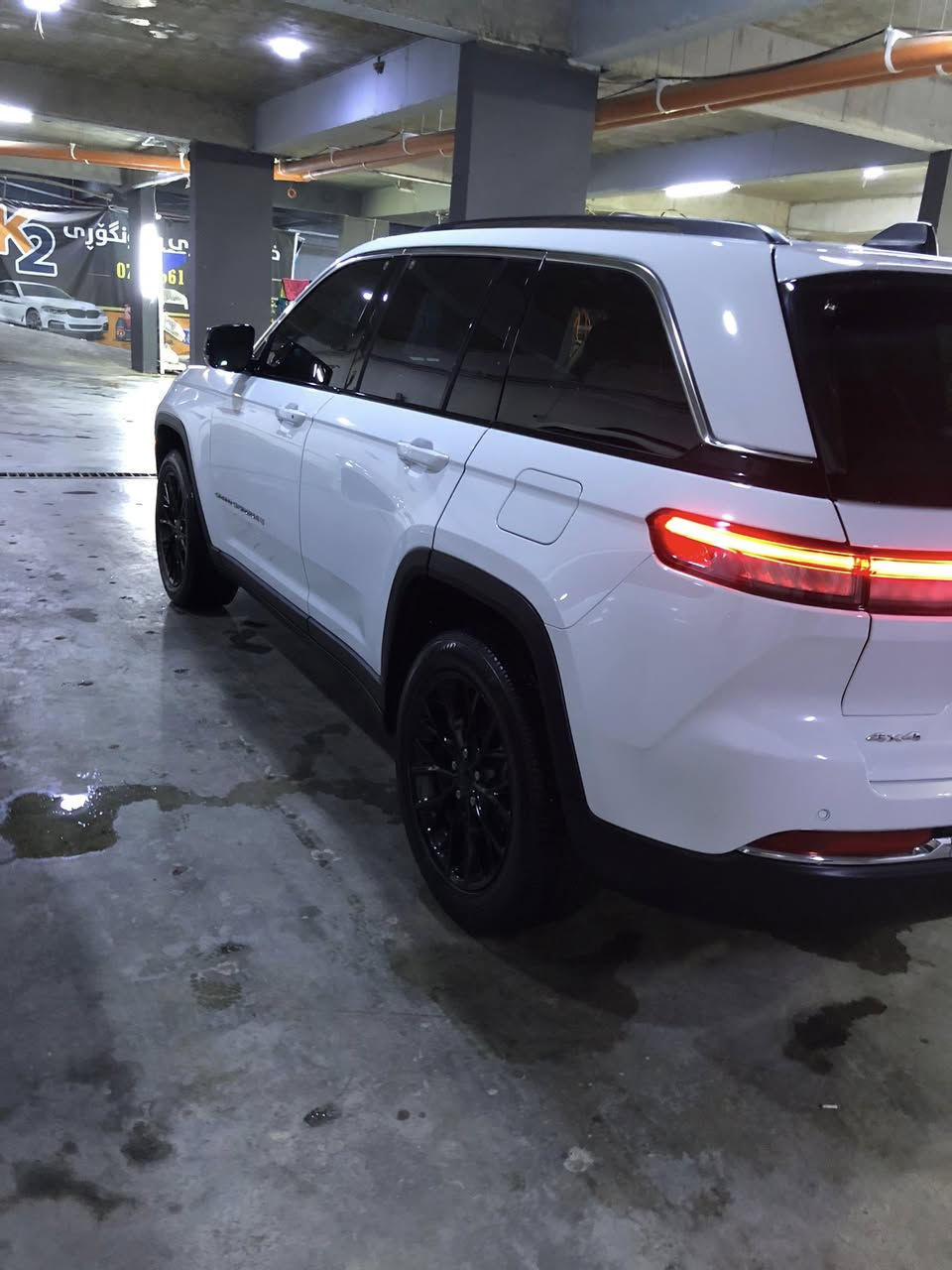 جيب ٢٠٢٣ لمتدد فول بانوراما خمسه راكب
مواصفات فول داخل بيجي 
ماشي ٢٥٠٠٠ ميل 
فحص رقم كله جديد
موافقه جام تضليل مرور 
صبغ قطعتين و شبر بدو دواخل رقم شاصي موجود 
سعر ٣٣٢ مجال 
عنوان سليمانيه 
رقم ***********
بدون مراوس
