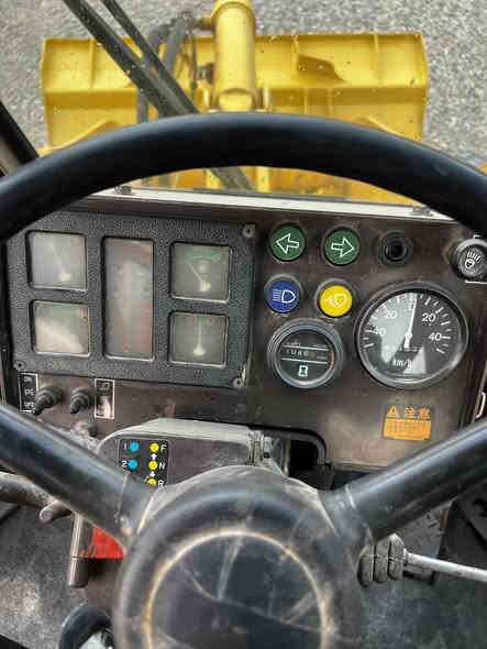 ‏اللهم صلي على محمد وال محمد 
شفل للبيع￼w100 دخول جديد نضيف جدن 
عنوان حله سريع النيل معرض العاصمه 
اي ستفسار علئ الارقام 
***********
***********
