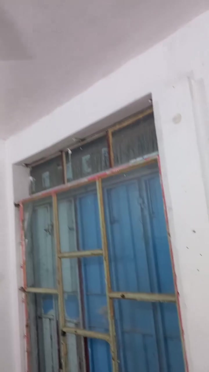 يوجد محل للايجار ع شارع ١٥ بين الشيرازي والمدارس
مساحته طول ٥ ونص والعرض ٤
الاستفسار ع الرقم ***********
