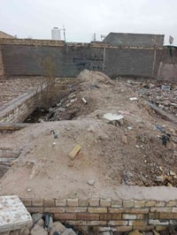 قطعة ٨٠م • خدمات كاملة • مقابل ساحة رسول