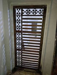 حداد متجول العمل كافة البواب والشبابيك والمحجرات والسقائف كرفانات 0774...