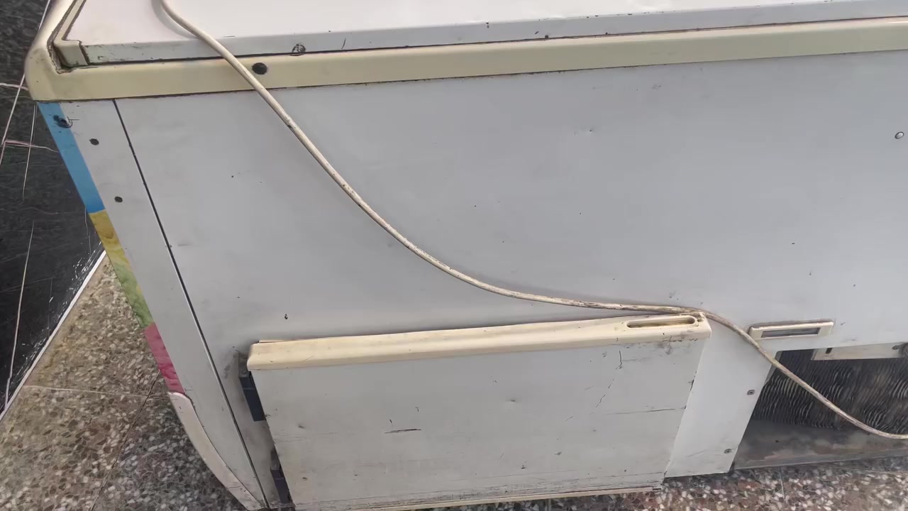 سلام عليكم عارضة رقم***********
