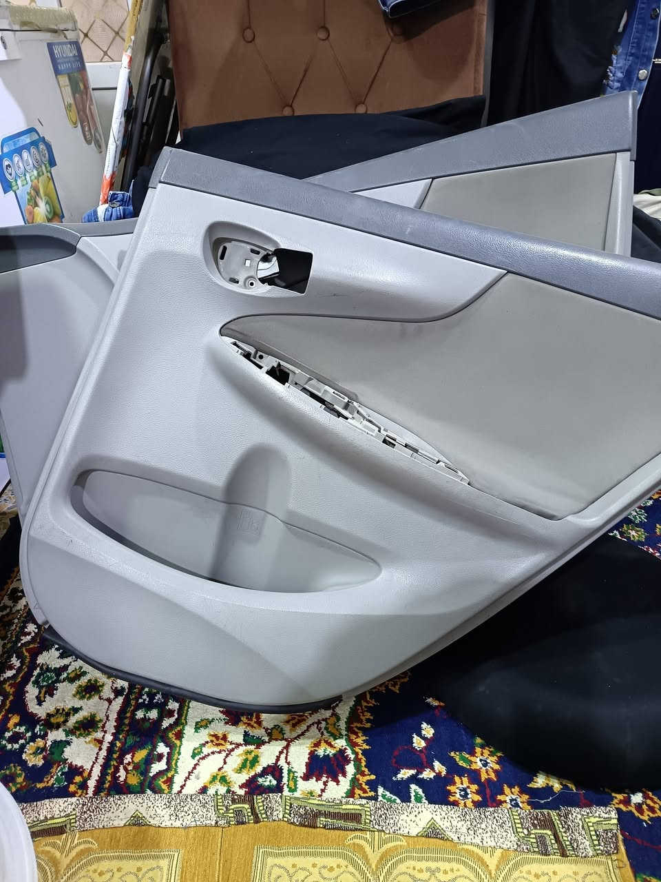 السلام عليكم كشنات كورلا للبيع ٢٠١٣ خليجي رقم ***********
