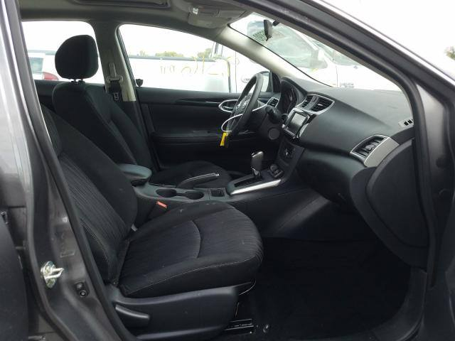 السلام عليكم
للبيع/ نيسان سنترا موديل 2019 وارد امريكي موصفات SV 
ثلاث انظمة قياده/ نورمال سبورت ايكو 
بصمه تشغيل بصمة ابواب 
ماشية 82 الف ميل 
رقم سليمانية بأسمي شرط التحويل او وكالة 
ضرر السيارة / كلين ... بدون اي ضرر 
مكان السيارة / ديالى 
السيارة استخدام شخصي 
للاستفسار الاتصال على الرقم / ***********
السعر / 135 وبيها مجال 🤝
