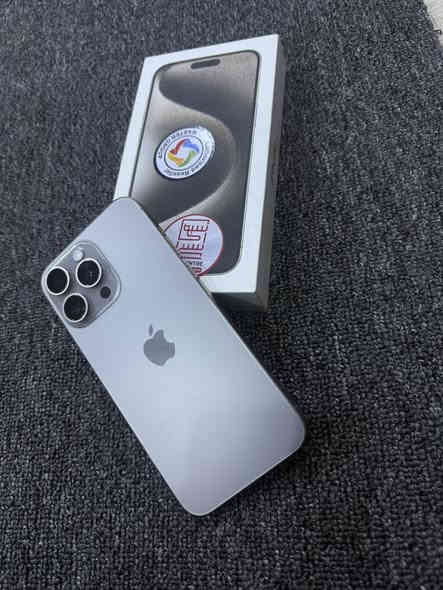 السلام عليكم 15 pro max تيتانيوم ذاكره 256 بطاريه 84 ماستر لجهاز بلادي لا مفتوح ولا مبدل بي شي السعر 1100 مكاني بغداد جسر ديالى ***********
