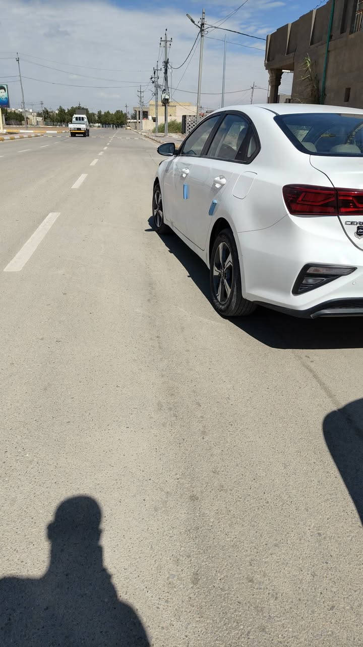 سيراتو 2019 جاملغ تبديل وبيه بارد السعر 133 وبيه مجال ماشيه 118 للاستفسار *********** مكاني واسط عزيزيه
