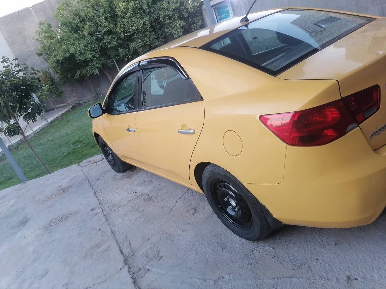 السلام عليكم فورتي ٢٠١٣ فول مواصفات رقم بغداد تحويل مباشر هيه غرامات امصفره سنويه لل ٣٠ $السعر ٩٣ اوبيه مجال ***********
