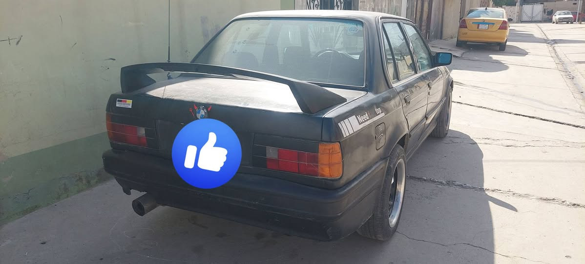 Bmw زعرة للبيع 
موديل ١٩٩١ 
مكينه شرط ٦ سلندر مال صقر حجم ٢٠
طخم جديد . تايرات جديدة . وايرمنيه كلها شغالة 
داخل نضيف 
بدون ضرر داخلي بدون خياس 
بيها مكانات معجون والكير مالتها شغال بس بي صوت بالتنميرة 
رقمه الماني نينوى بأسمي كابون موجود 
سعرة ب ٢٩ ومجالة قليل


**إذا كنت صاحب هذا الإعلان وتريد حذفه لأي سبب، رجاءا أرسل رسالة إلى الدعم الفني**