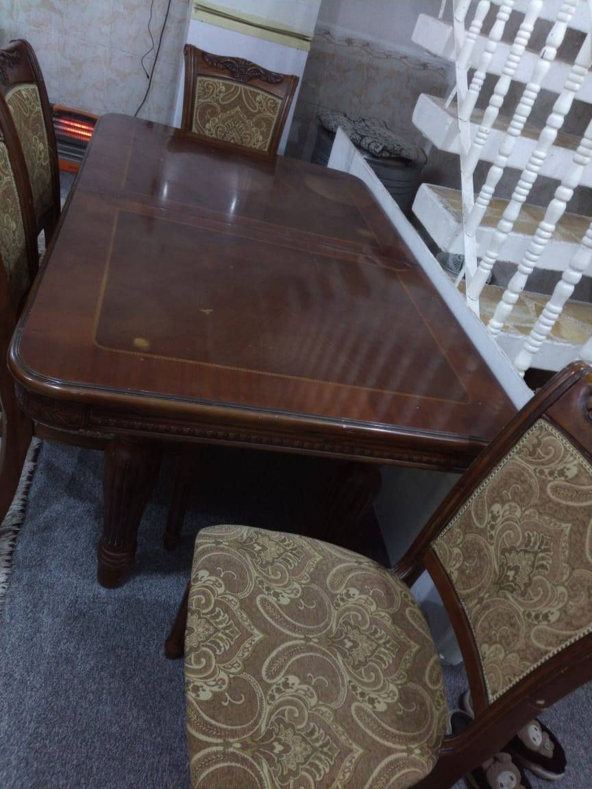 میز و كراسي4 کلاسیکي ایطالي یكبر و یصغر اشتریت ب 450الف ابیعە ب 80الف
مکاني اربیل برایتي خلف برایتي تاورز 
*********** viber whatsup call message 
#الجميع
