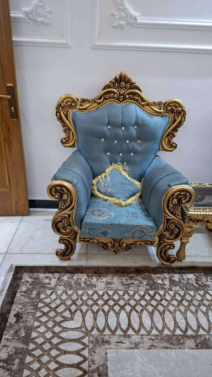 السلام عليكم للبيع تخم ١٠مقاعد مكان بابل ***********
