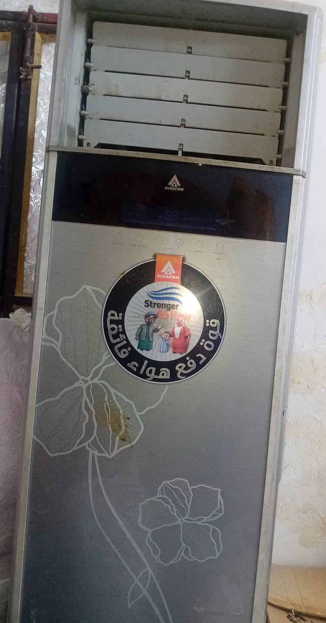 سبالت عدد 3
ميديا 3 طن 
الحافظ 3طن عدد2 
بسعر مناسب
***********
