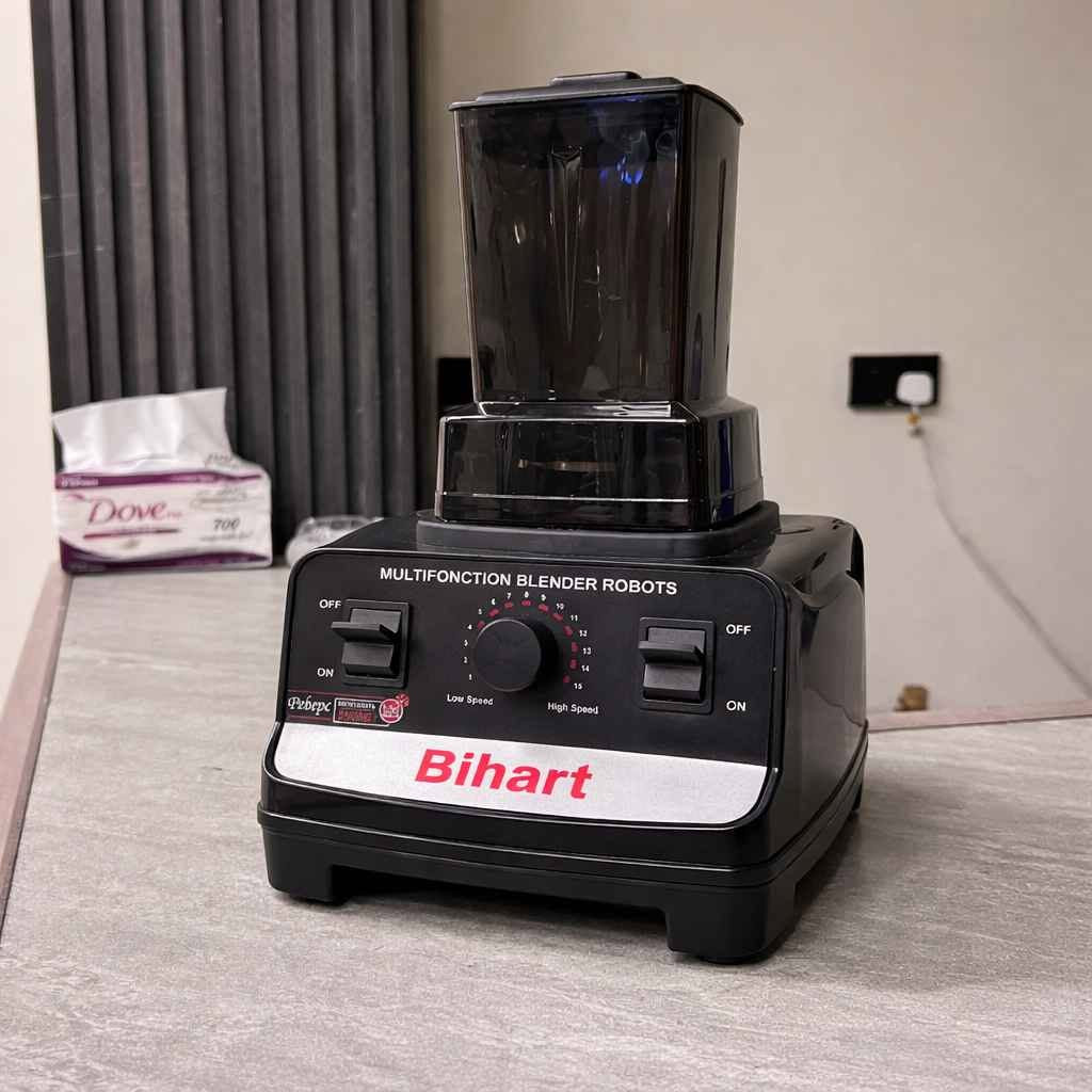 حضّر كل شي بسرعة وقوة مع خلاط Bihart الجبار!

خلاط قوي 4500 واط مع سعة 2.5 لتر، مناسب للعصائر، الميلك شيك وطحن الحبوب بكل سهولة 💨

سرعة عالية تصل لـ 32,000 دورة/دقيقة لنتائج سريعة وناعمة 🔥

تحكم سلس بالسرعة + شفرات ستانلس ستيل قوية للتعامل مع المكونات الصلبة والثلج 🧊

الخيار المثالي للمطبخ إذا تريد قوة، سعة، وأداء احترافي 👌 بغداد, العراق


**إذا كنت صاحب هذا الإعلان وتريد حذفه لأي سبب، رجاءا أرسل رسالة إلى الدعم الفني**