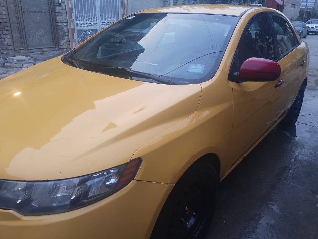 السلام عليكم 
كيا فورتي 
موديل 2013 
وارد امريكي 
محرك 2000 دوش المرغوب 
صور الحادث موجودات 
مكانه بغداد البلديات
سعره 88 وبيه مجال بسيط
*********** واتساب غير متواجد على الفيس
