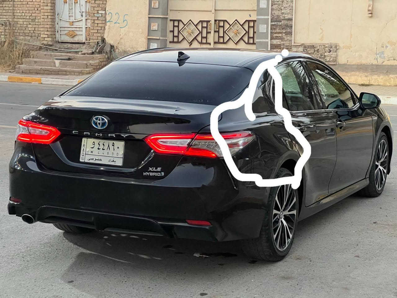 كامري موديل 2020 رقم بغداد الدولي بسمي محرك 2500 هايبرد محرك كير حدادية وظع الشركة السيارة كلش حلوة  بجم كبس السيارة جديدة وبشرط واحلى من الصور  مكانها واسط الصويرة بيها هواي مواصفات ثلاث وظعيات قيادة بصمة ابواب بصمة كشن كهرباء هواي مواصفات بيها السعر 169 النهائي هاتف *********** صور الحادث مع المنشور قطع ونص صبغ فقط والباقي كفاله الصويرة, واسط
