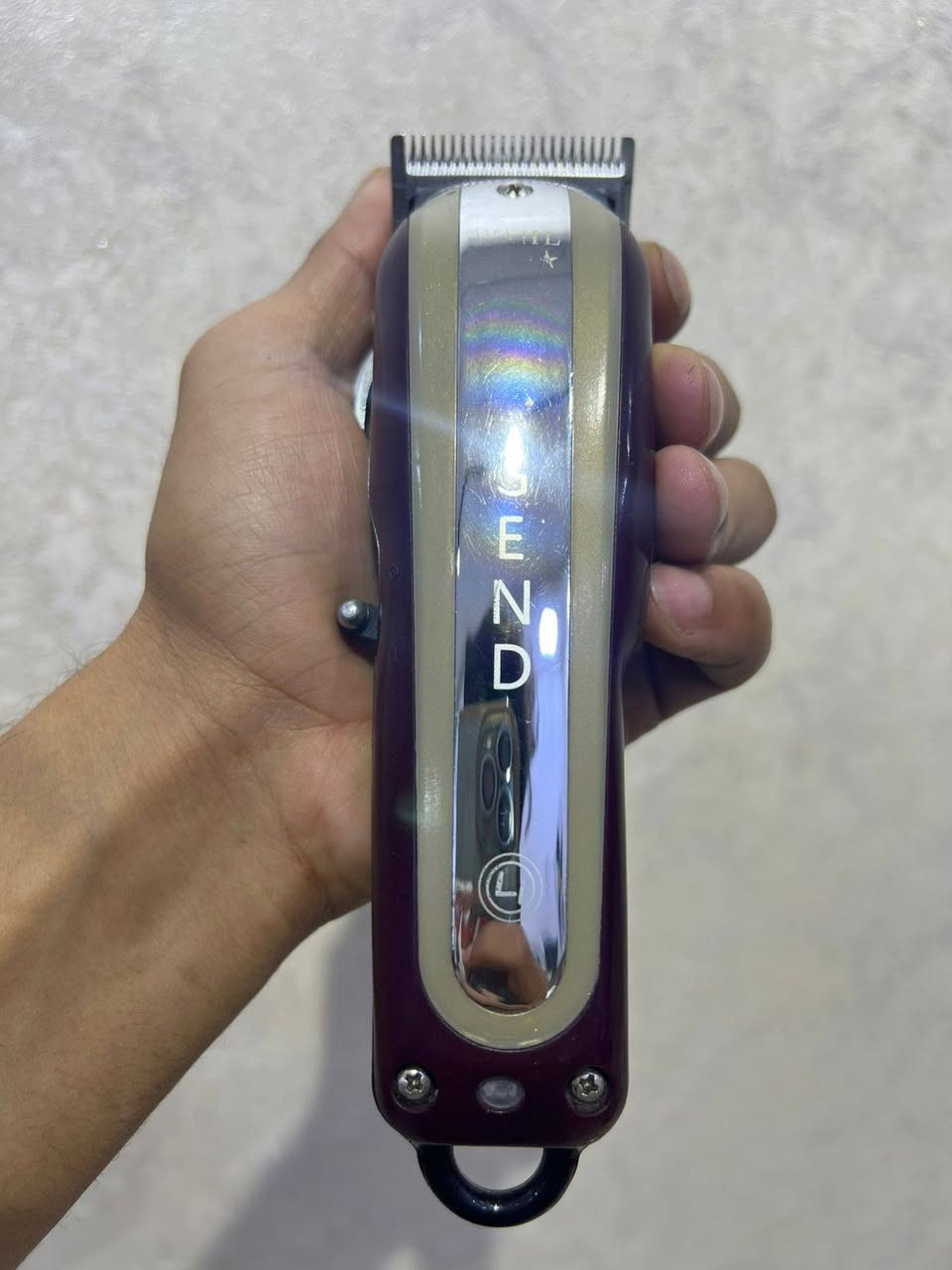 مكاين حلاقه للبيع بسعر كلش مناسب مكاين نضيفات وخدميات للشغل. أي ستفسار على هاذ الرقم.   ***********
