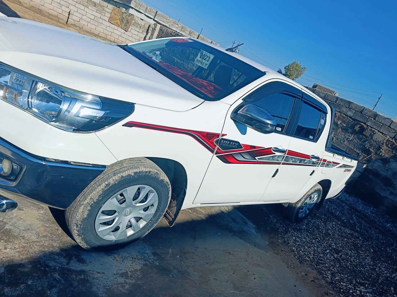 تيوتا 2023رقم اربيل دولي شرط التحويل 
ماشي 100كم مكفوله كفاله عامه 
وضع شركه 
السعر 245وبيها مجال 
مكان السياره موصل ربيعه
***********واتساب
