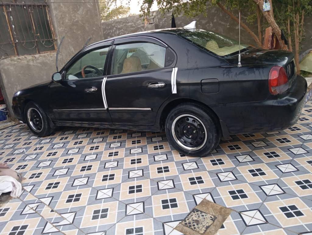 هونداي سوناتا موديل ٢٠٠٠ وأرد امريكي رقم بغداد دولي سنويه وهزه جديده مكينه ٤ سلندر جديده كير جديد حداديه امامي وخلفي جديد. صبغ عام بدون حادث قوي. داخل كلش حلو كهربائيات كله شغاله . شاشه وكامره خلفيه وحساسات. تايرات نضاف .. سياره جاهزه ترايه ناعم جداً. تبريد منضومه كله شغاله بس غاز . سنتر لوك شغال . . مكانه بابل قضاء القاسم 
*********** 
سعره 48وبيه مجال قليل حلة, بابل
