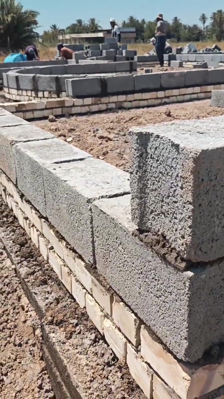 كادر خلفات بناء
نشتغل منازل – شقق – محلات –سياجات – نشتغل بلوک ـطابوکـ فرمستون– شغل تسليم مهندس  – أسعار مناسبة – الشغل كرخ  أتصال أو واتساب 
***********
